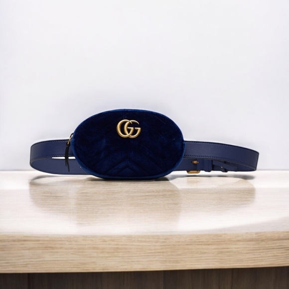 Gucci GG Marmont Matelasse Blue Velvet Belt Bag. Like New! With Box & Dustbag! - Picture 12 of 14